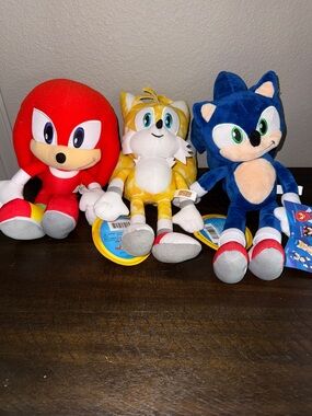 Sonic the Hedgehog Plush Toys- Knuckles, Tails and Sonic